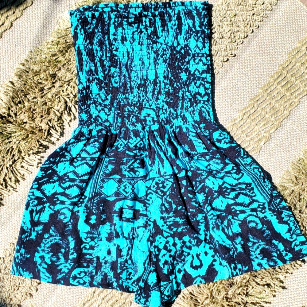 Aqua strapless romper XS